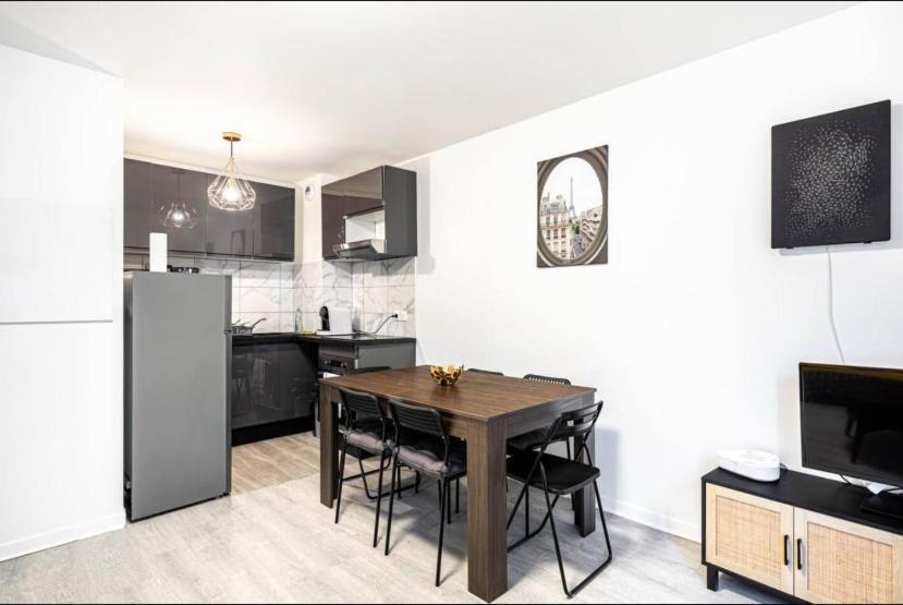 Jolie 2 Pieces A Aubervilliers Apartment Ngoại thất bức ảnh
